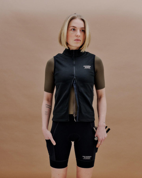 Women's Escapism Performance Fleece Vest - Black